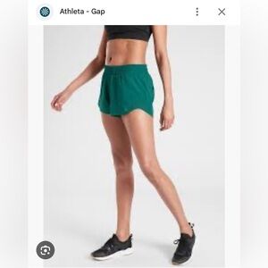 Athleta Hustle 3” Shorts Size M